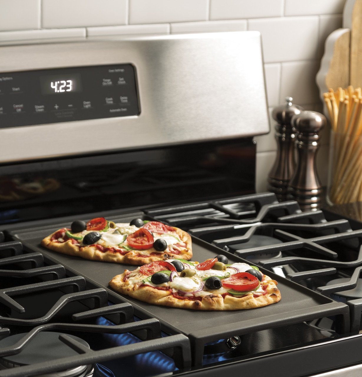 9538540467e424d21a016e295c39a29776871f6c__69788 ge 30″ freestanding gas range