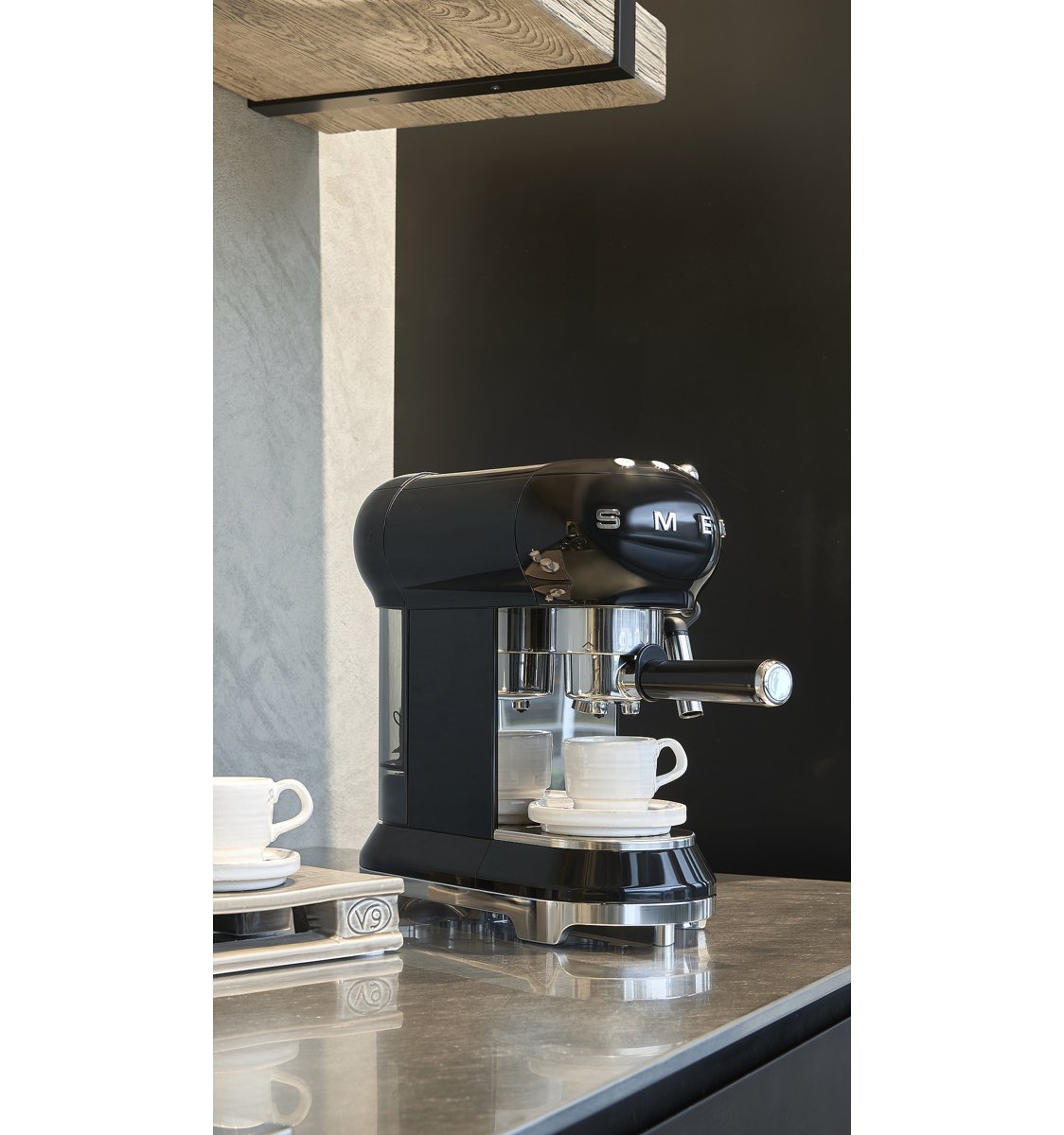 SMEG50_27sRetroStyleAestheticEspressoCoffeeMachine-33486018-1 smeg smeg 50’s retro style aesthetic espresso coffee machine