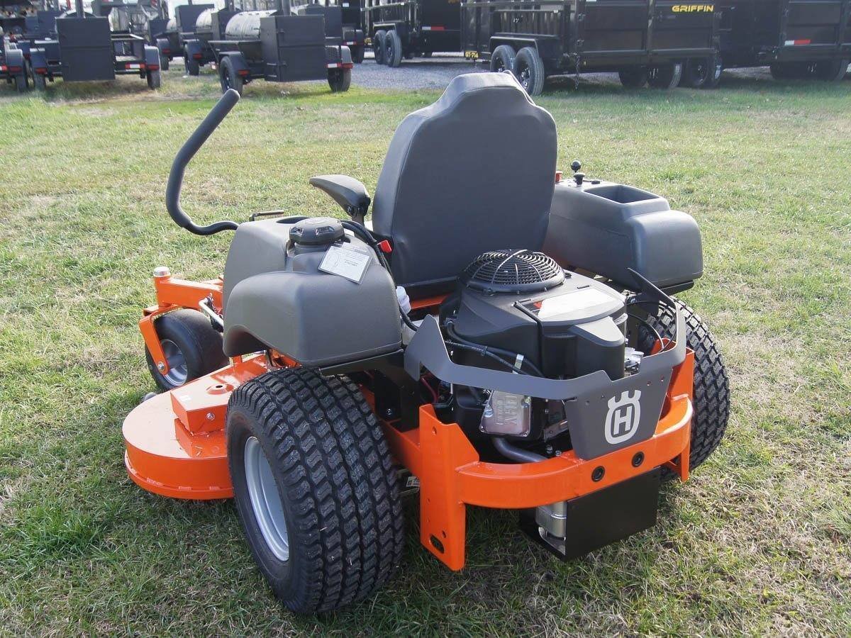 dsc02669_4 husqvarna mz61 61″ zero turn lawn mower 24hp kaw (scratch and dent)
