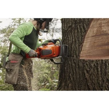 husqvarna-93-cc-gas-powered-rear-handle-chainsaw-with-36-inch-bar-970-49-34-96-detail-view-4 husqvarna 93 cc gas powered rear handle chainsaw with 36 inch bar
